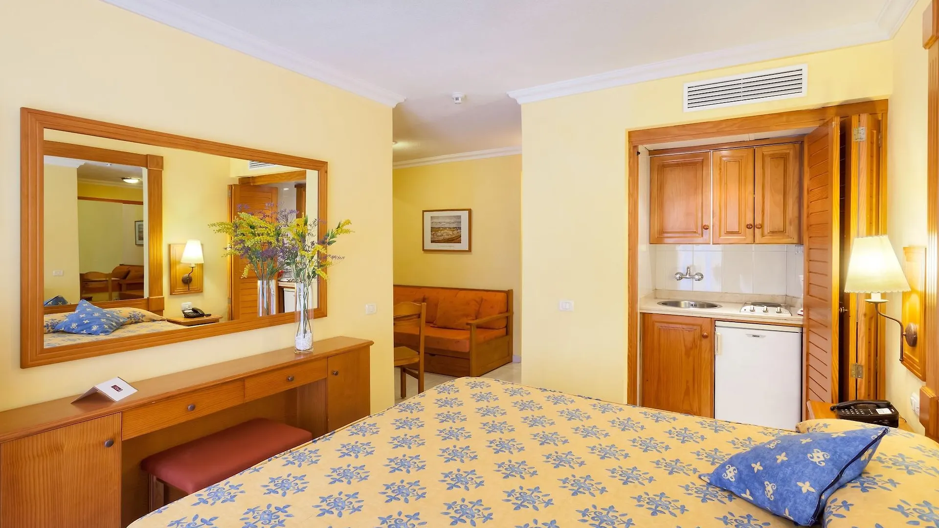 Aparthotel Gf Noelia Puerto de la Cruz  Puerto de la Cruz (Tenerife)